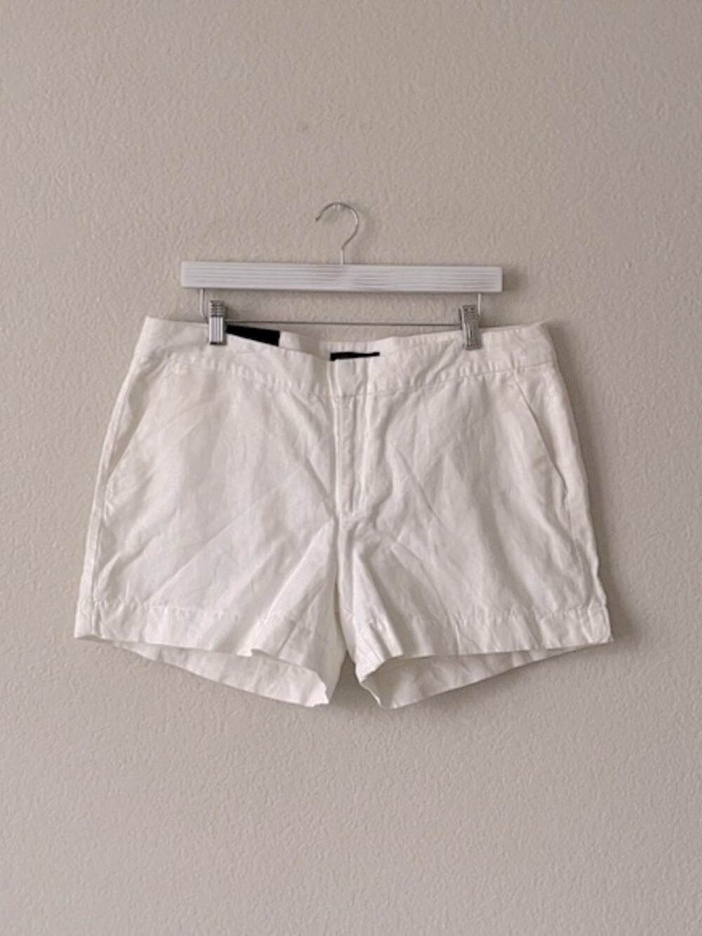 Banana Republic Linen Blend Shorts Beach Coastal Grandma Vacation Ivory